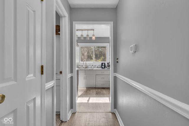 1039 Ridgeview Court, Avon, IN 46123