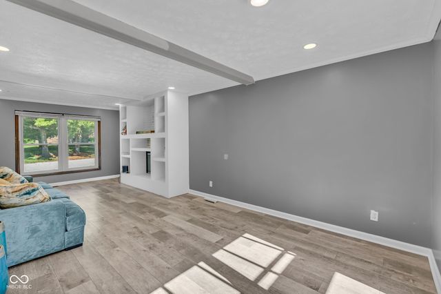 1039 Ridgeview Court, Avon, IN 46123