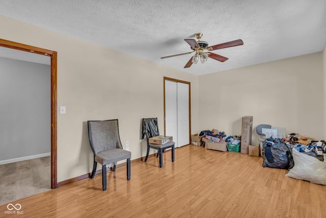 1039 Ridgeview Court, Avon, IN 46123