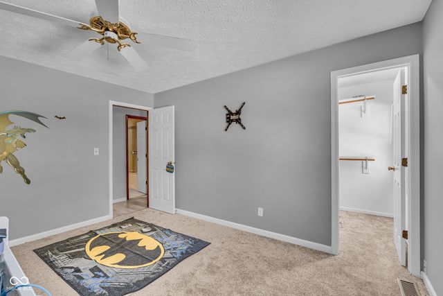 1039 Ridgeview Court, Avon, IN 46123