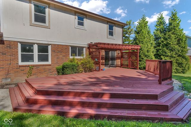 1039 Ridgeview Court, Avon, IN 46123