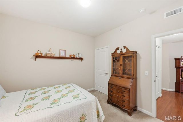 1507 S Old Highway 94 104, St Charles, MO 63303