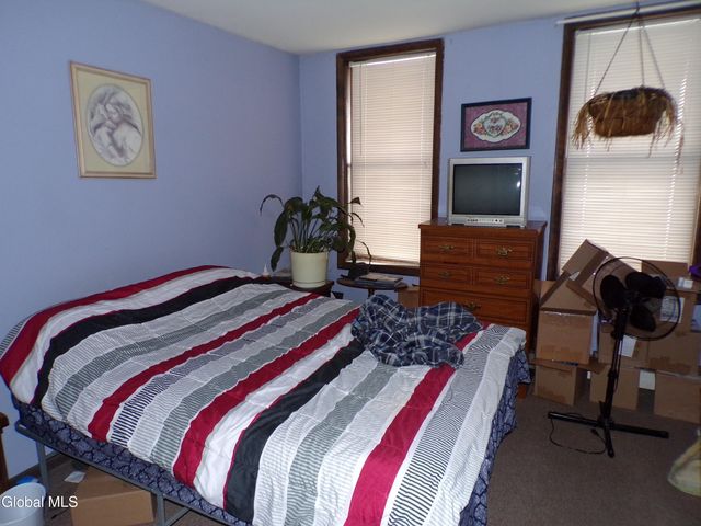 113-115 Florida Avenue, Amsterdam, NY 12010