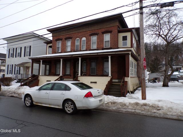 113-115 Florida Avenue, Amsterdam, NY 12010