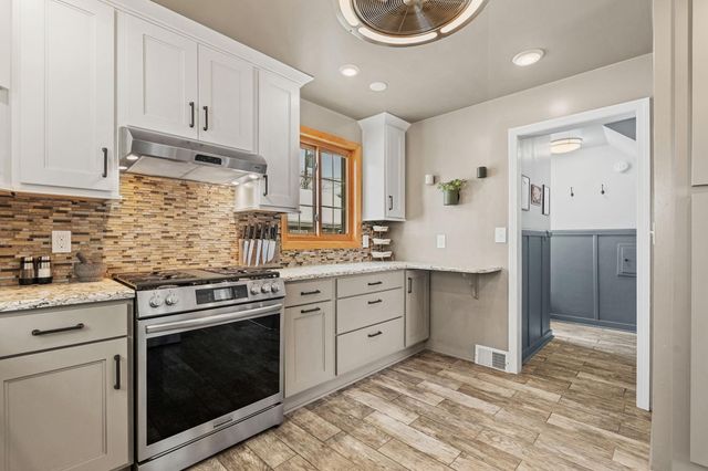 5811 Portland Avenue, Minneapolis, MN 55417