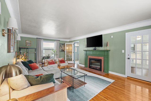 5811 Portland Avenue, Minneapolis, MN 55417