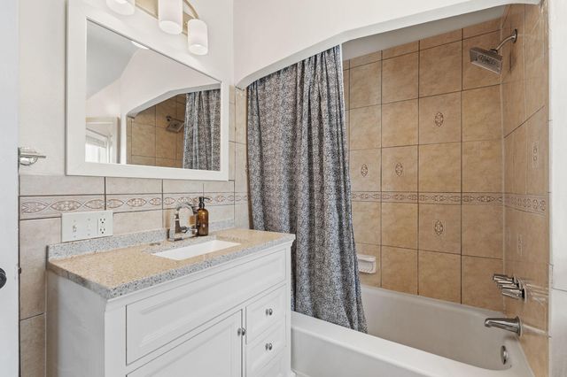 5811 Portland Avenue, Minneapolis, MN 55417