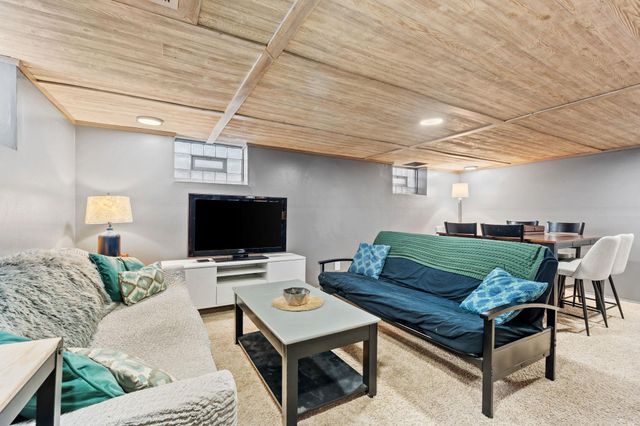 5811 Portland Avenue, Minneapolis, MN 55417