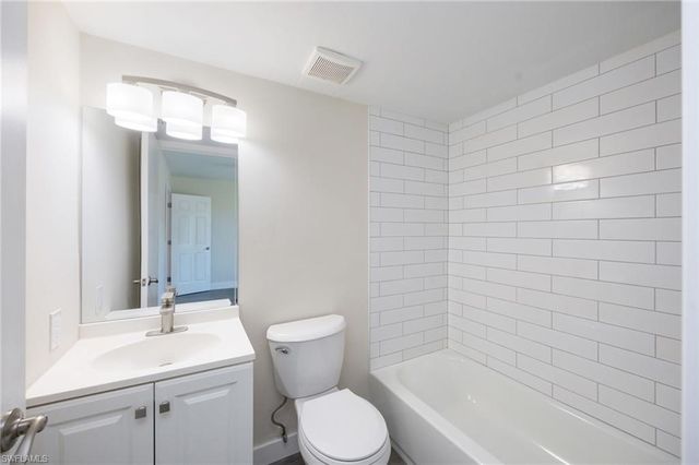 3605 Boca Ciega DR 208, Naples, FL 34112