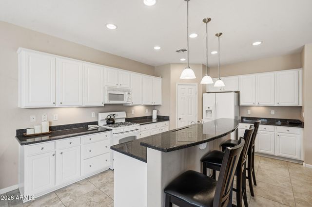 16363 W WILSHIRE Drive, Goodyear, AZ 85395