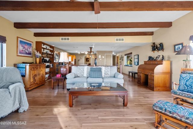 1733 N Placita Tuberia, Tucson, AZ 85745