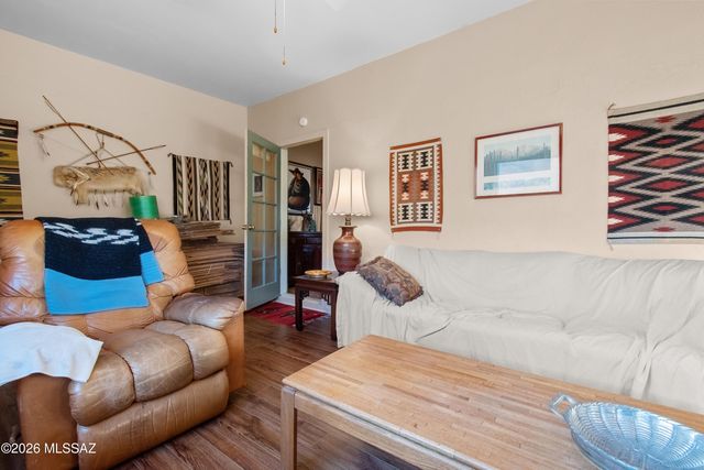 1733 N Placita Tuberia, Tucson, AZ 85745