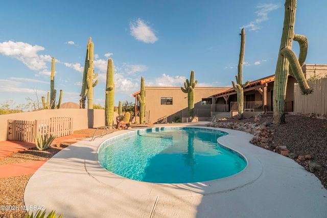1733 N Placita Tuberia, Tucson, AZ 85745
