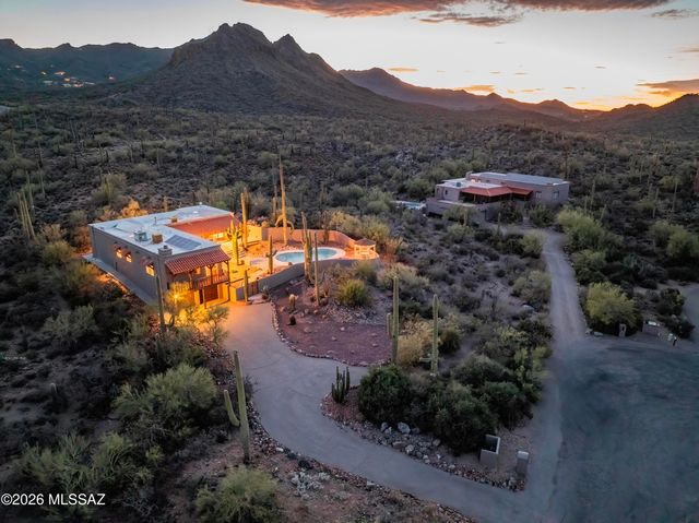 1733 N Placita Tuberia, Tucson, AZ 85745