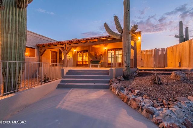 1733 N Placita Tuberia, Tucson, AZ 85745