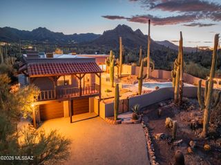 1733 N Placita Tuberia, Tucson, AZ 85745
