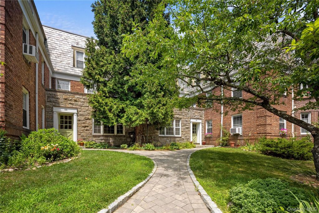 100 Pinewood Road 1C, Hartsdale, NY 10530 — photo 4