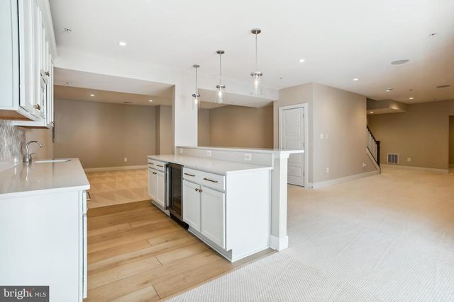 4996 ILCHESTER RD, Ellicott City, MD 21043