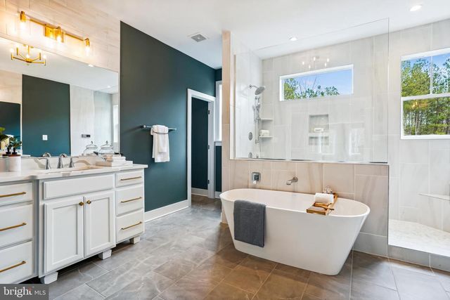 4996 ILCHESTER RD, Ellicott City, MD 21043