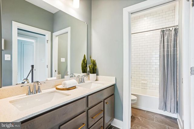 4996 ILCHESTER RD, Ellicott City, MD 21043