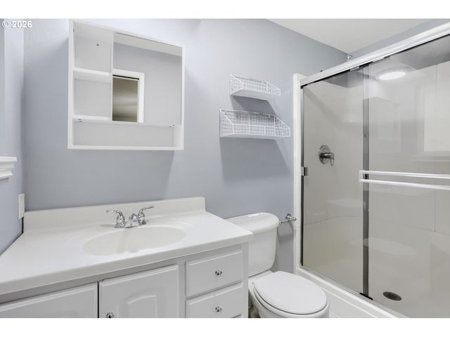 20460 Nw ROCK CREEK Blvd, Portland, OR 97229