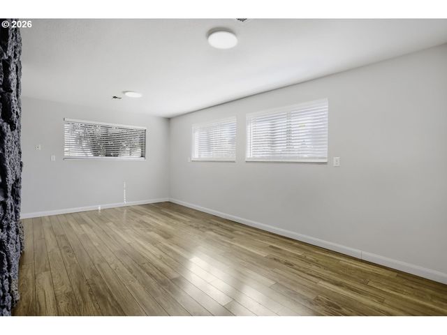 20460 Nw ROCK CREEK Blvd, Portland, OR 97229