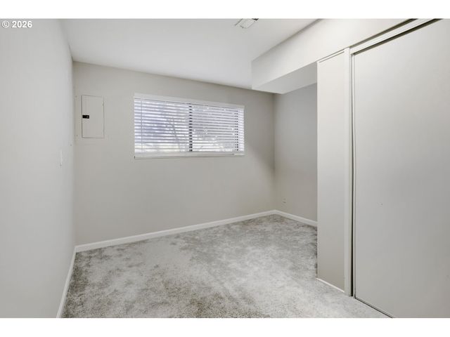 20460 Nw ROCK CREEK Blvd, Portland, OR 97229