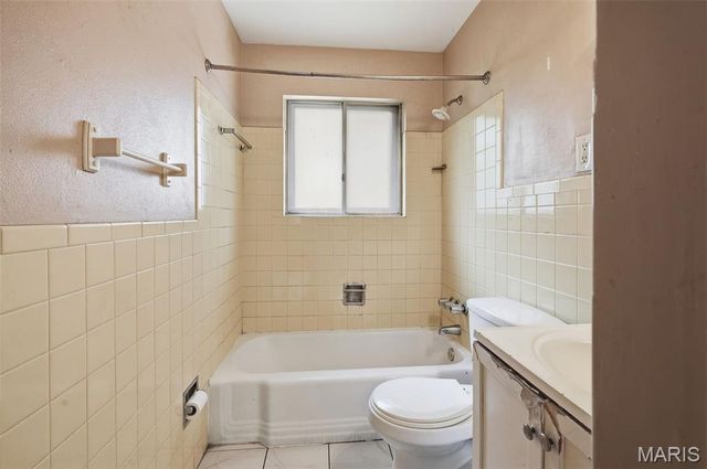 1506 Varnum Drive, St Louis, MO 63136