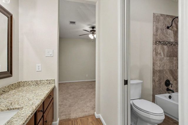 52 La Jolla Circle, Montgomery, TX 77356