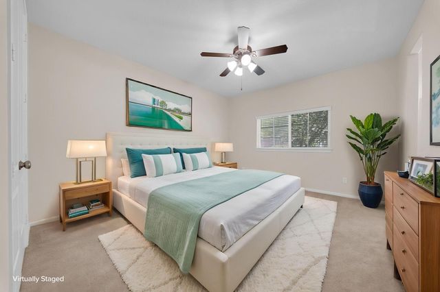 52 La Jolla Circle, Montgomery, TX 77356