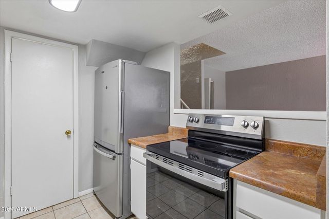 4453 E PUEBLO Avenue, Phoenix, AZ 85040