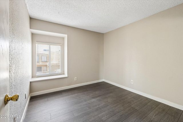 4453 E PUEBLO Avenue, Phoenix, AZ 85040
