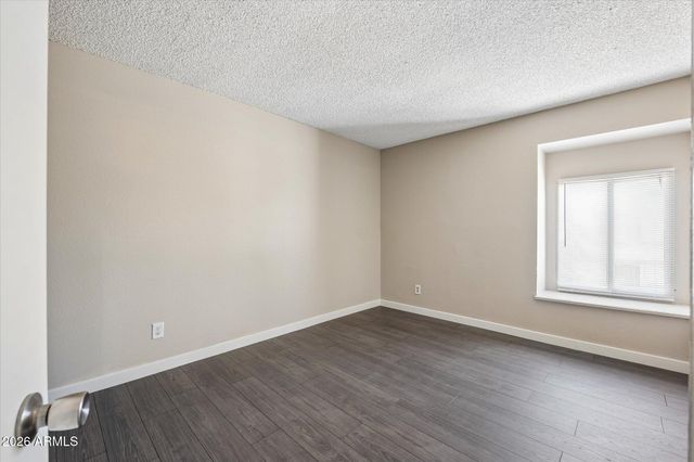 4453 E PUEBLO Avenue, Phoenix, AZ 85040