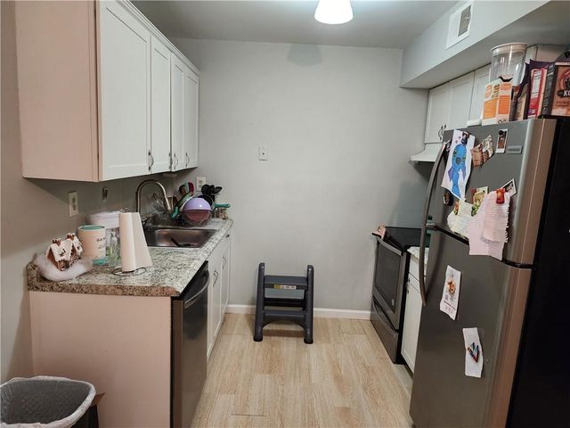 26 Cooper Road 504, Poughkeepsie, NY 12603