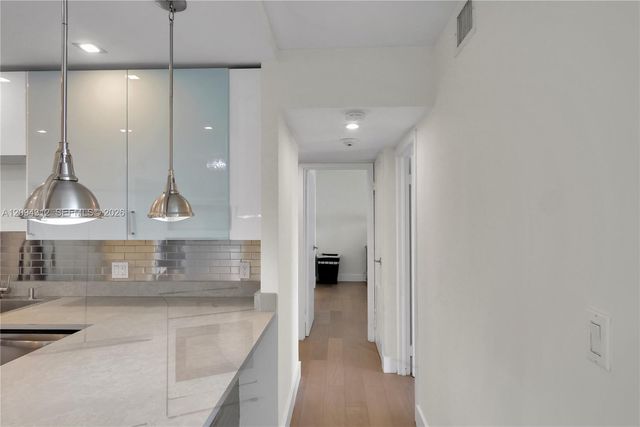 100 Bayview Drive 1008, Sunny Isles Beach, FL 33160