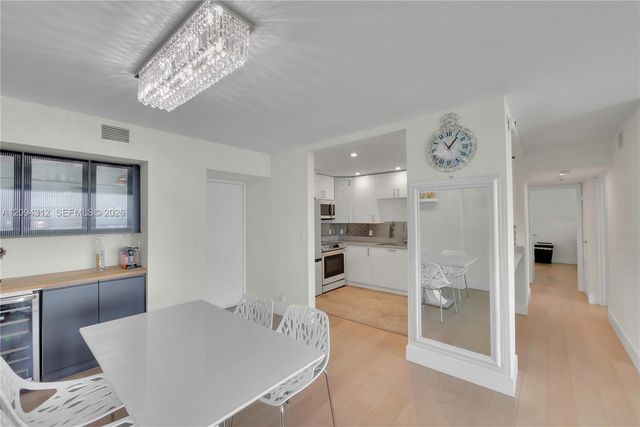100 Bayview Drive 1008, Sunny Isles Beach, FL 33160