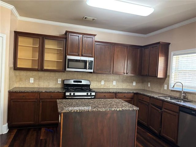 7562 Watson Circle, Locust Grove, GA 30248