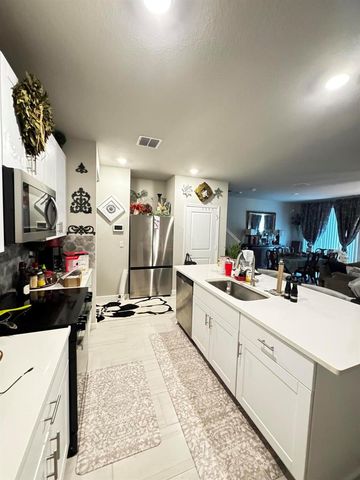 5646 SE Edgewater Circle, Stuart, FL 34997
