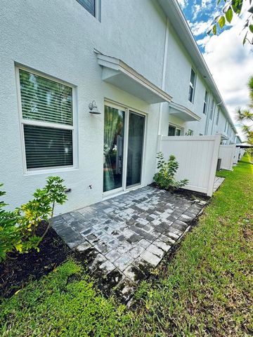 5646 SE Edgewater Circle, Stuart, FL 34997