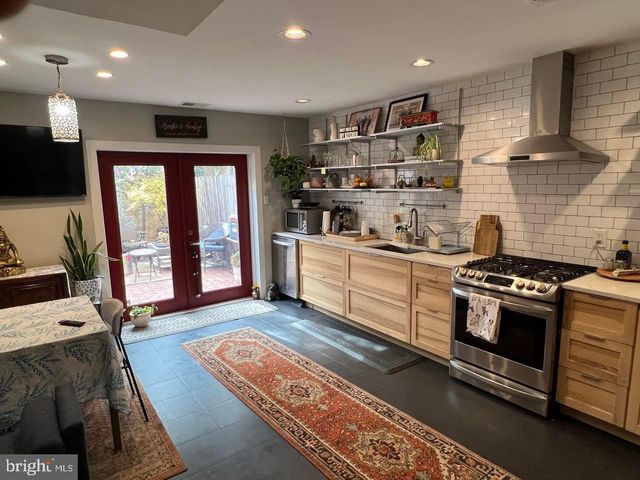 2610 PARRISH ST, Philadelphia, PA 19130