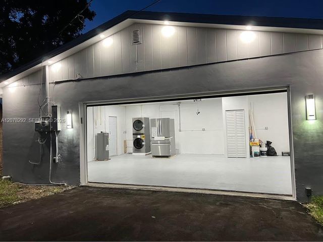 27501 SW 162nd Court, Homestead, FL 33031