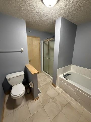 4820 Underwood Lane N E, Plymouth, MN 55442