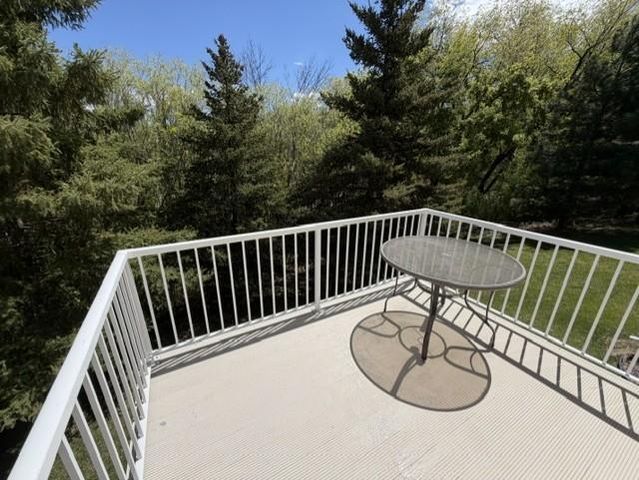 4820 Underwood Lane N E, Plymouth, MN 55442