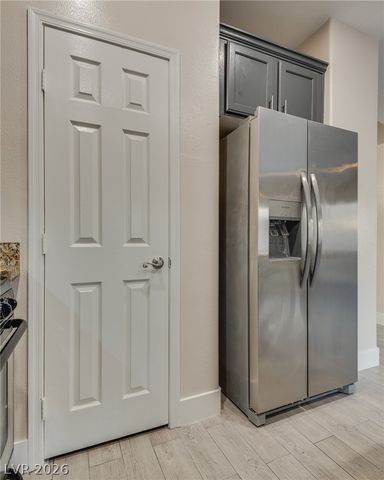 40 Hoke Edward Court, North Las Vegas, NV 89031