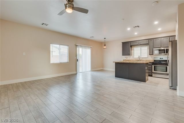 40 Hoke Edward Court, North Las Vegas, NV 89031