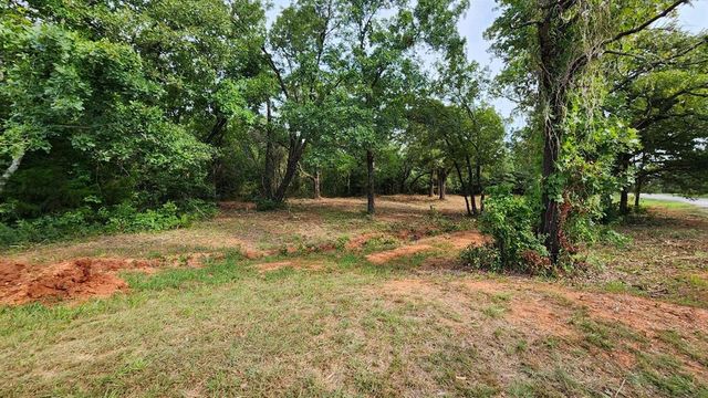 Key Ridge Road, Norman, OK 73072