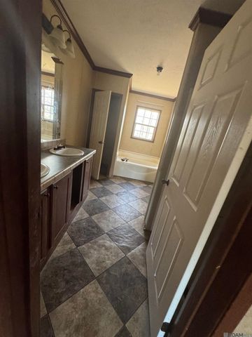 1235 Coteau Rd, Houma, LA 70364