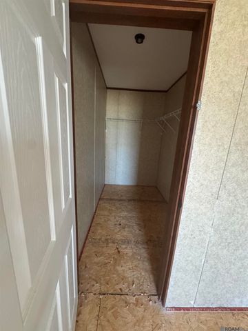 1235 Coteau Rd, Houma, LA 70364