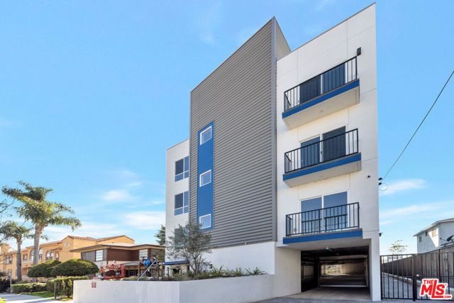 5506 Thornburn Street 401, Los Angeles, CA 90045