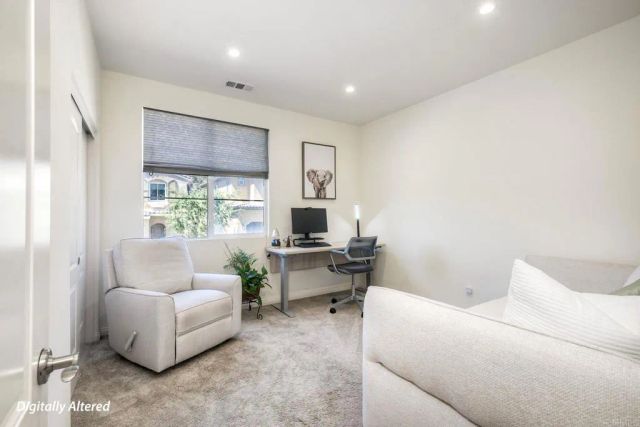 628 Topaz Court, Vista, CA 92083